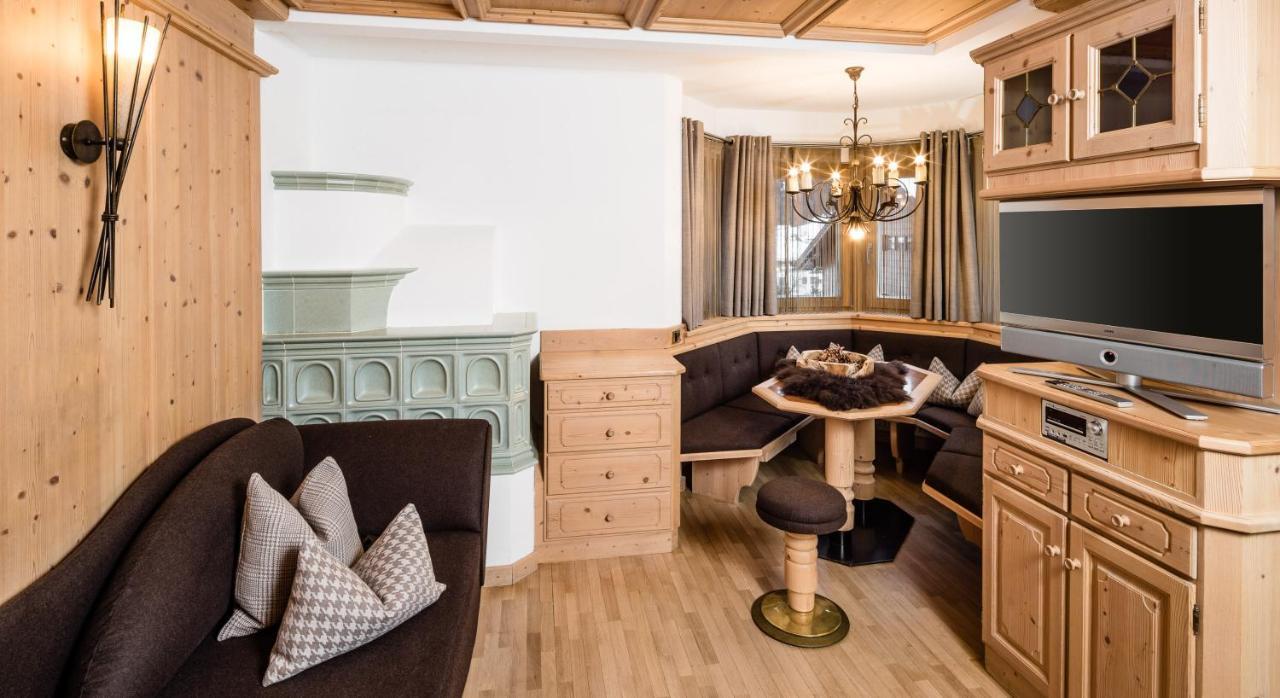 Apartments Villa Gardena - Gardenahotels Selva di Val Gardena Zewnętrze zdjęcie