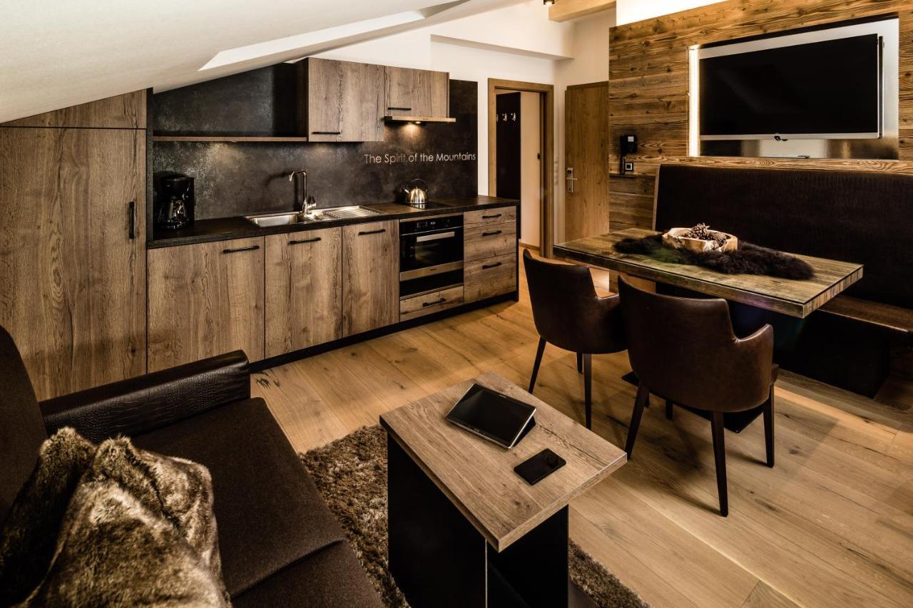 Apartments Villa Gardena - Gardenahotels Selva di Val Gardena Zewnętrze zdjęcie