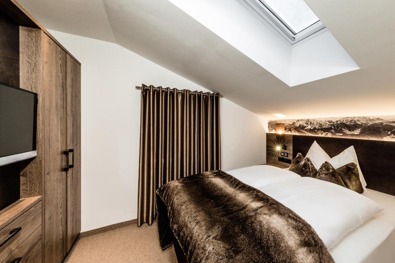 Apartments Villa Gardena - Gardenahotels Selva di Val Gardena Zewnętrze zdjęcie