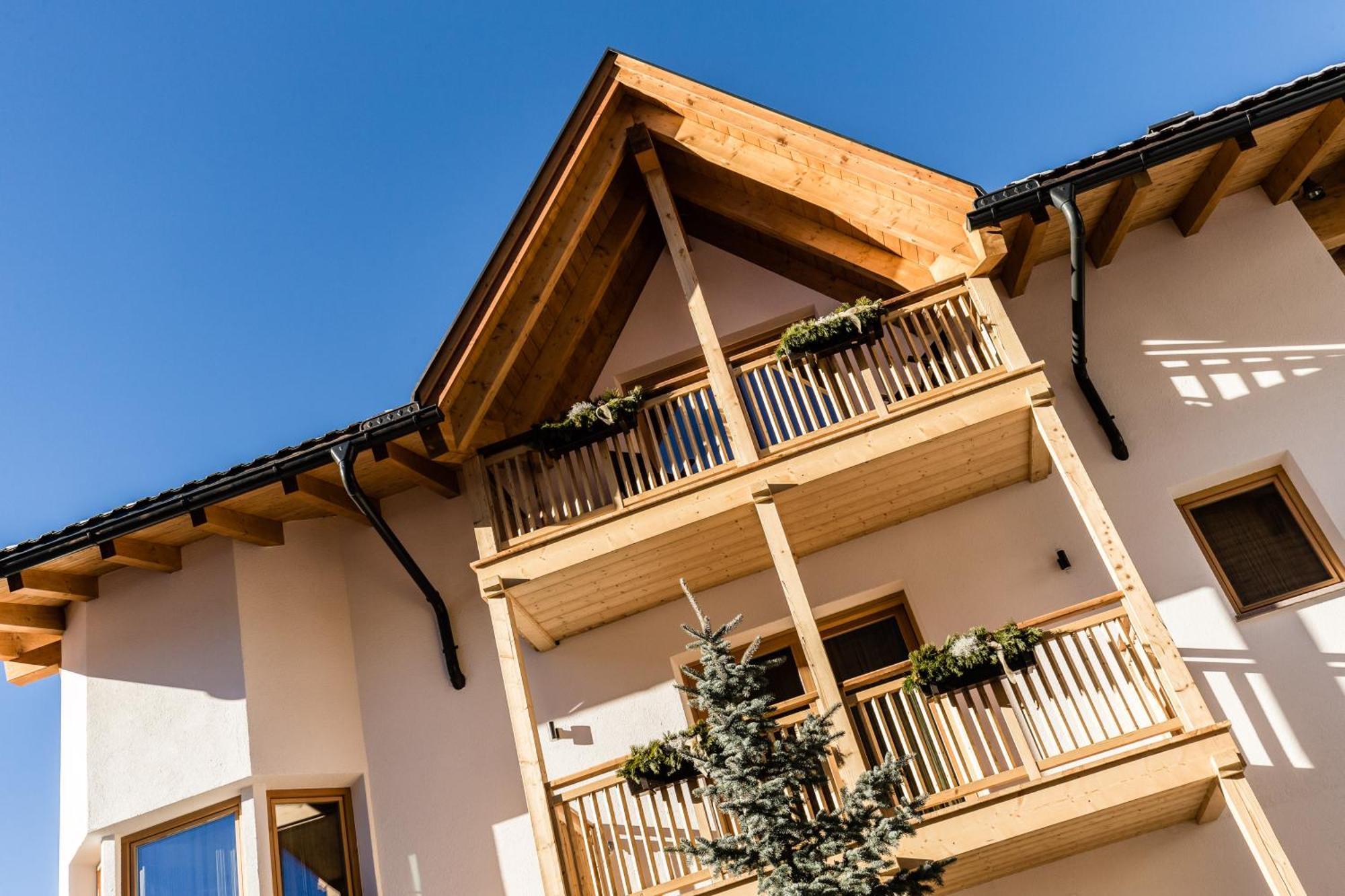 Apartments Villa Gardena - Gardenahotels Selva di Val Gardena Zewnętrze zdjęcie