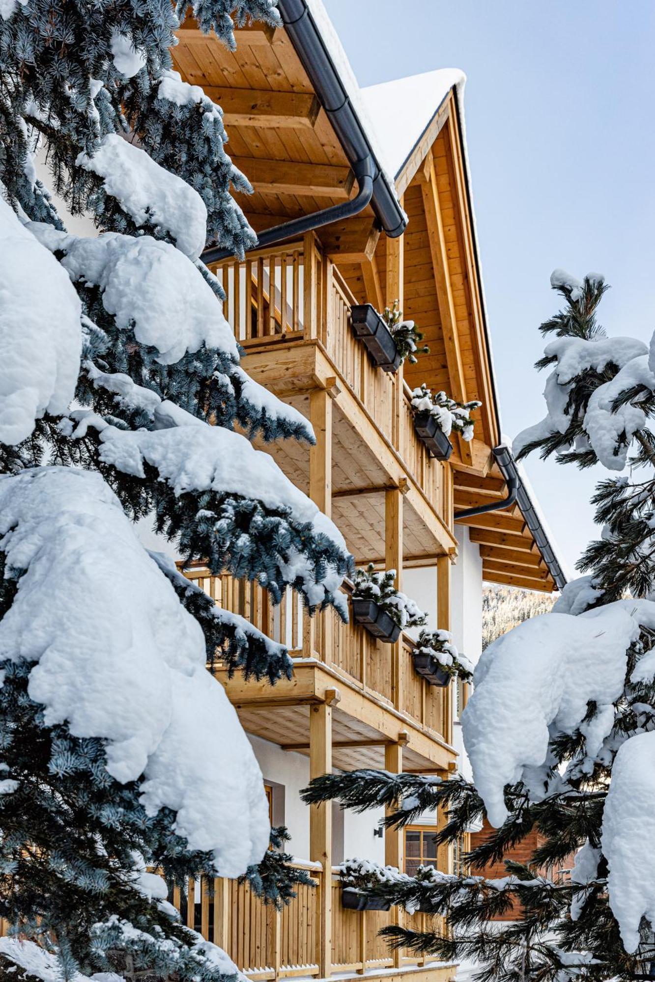Apartments Villa Gardena - Gardenahotels Selva di Val Gardena Zewnętrze zdjęcie